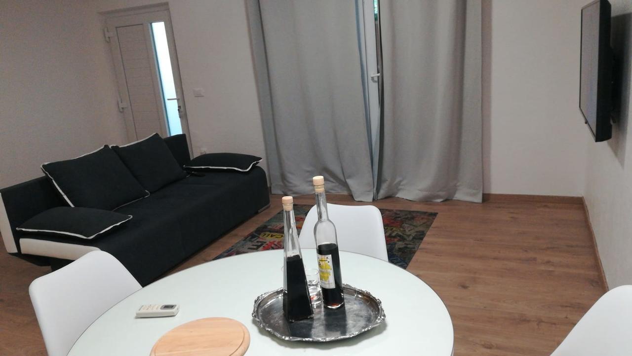 מאקרסקה Centar Guest House מראה חיצוני תמונה
